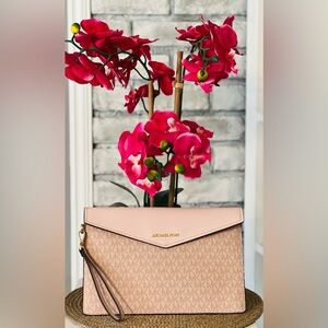 Michael Kors Blush Signature Envelope Wristlet